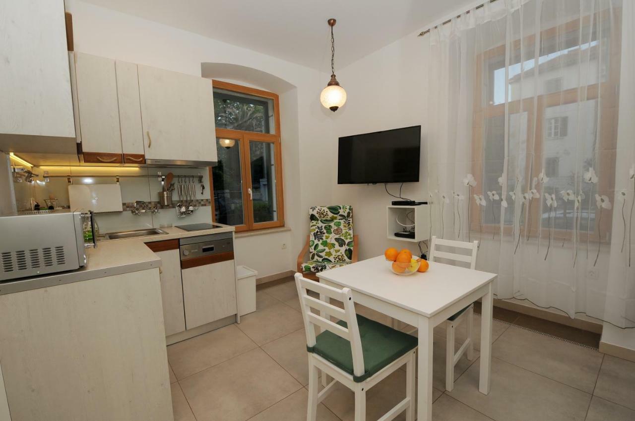Studio Apartment Dzapo Split Exterior foto