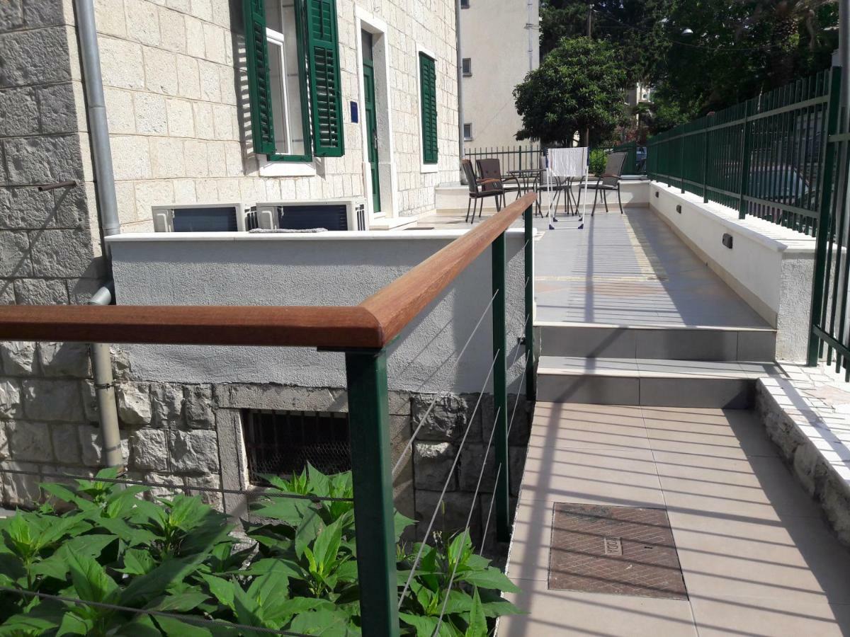 Studio Apartment Dzapo Split Exterior foto
